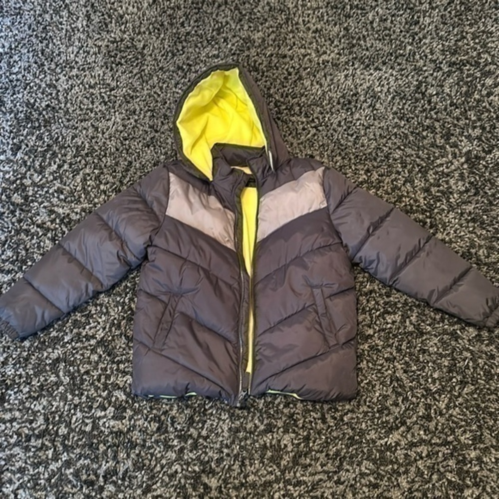 Kid’s Tahari Puffer Jacket
